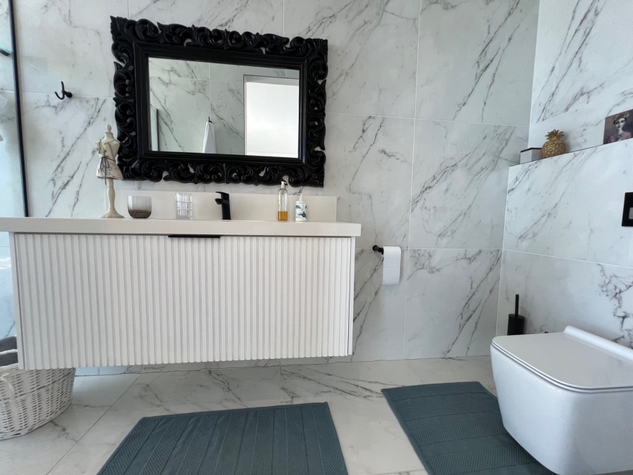 4 Bedroom Property for Sale in Pinnacle Point Golf Estate Western Cape